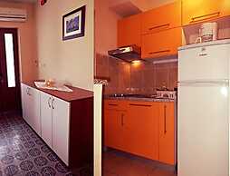 3-person Apartment in Starigrad