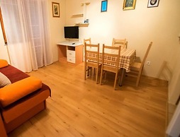 3-person Apartment in Starigrad
