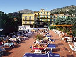 Apartment in Pietra Ligure With Garage