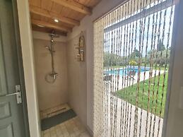 Charming Holiday House With Private Pool, Maillane