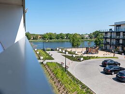 Apartment With River View, Sauna and Indoor Pool