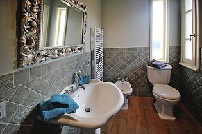 Villa in Camaiore Near Sandy Beaches