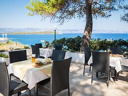 Cozy Resort Suite in the Adriatic