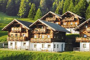 Chalet on Zettersfeld With Dolomite Views