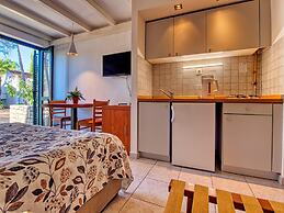 Stay in Zaton With Swimming Pool