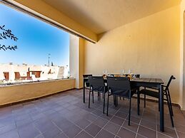 Cosy Apartment in Manilva With Shared Pool