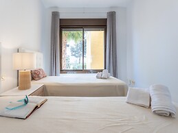 Cosy Apartment in Manilva With Shared Pool