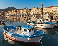 Apartment in Imperia Near Watersports