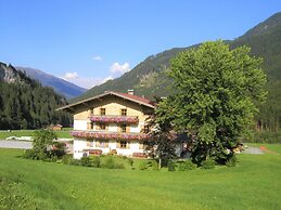 Apartment in Krimml With Balcony