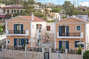 Apartment Just Steps From the Sea