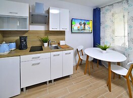 Cozy Holiday Studio, Close to the Beach