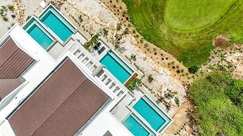 Luxurious Hideaway at The Cape Blue Bay