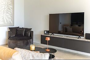 Luxurious Hideaway at The Cape Blue Bay