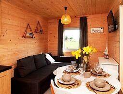 Holiday Homes With Pool, Sauna and Jacuzzi