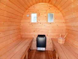 Holiday Homes With Pool, Sauna and Jacuzzi