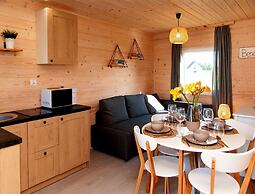 Holiday Homes With Pool, Sauna and Jacuzzi