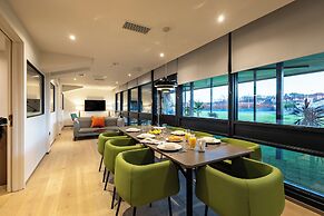 THE SPACE TO STAY APARTHOTEL