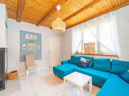 Large Holiday Home With Private Garden