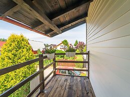 Large Holiday Home With Private Garden