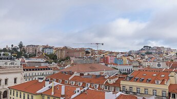 Carmo 43 by LovelyStay