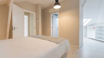 Carmo 43 by LovelyStay