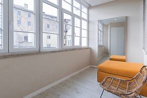 Carmo 43 by LovelyStay