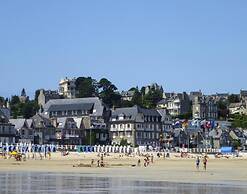 Chalet Near Cap Frehel With Coastal Views