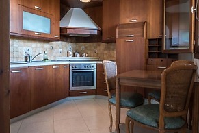 Duplex Gerakini Apartment With Pool