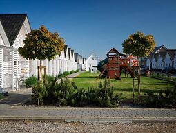 Comfortable Holiday Homes With Pool