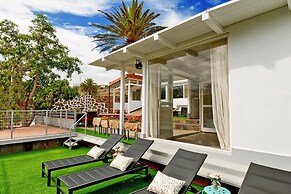 Villa With Pool and Extravagant Architecture