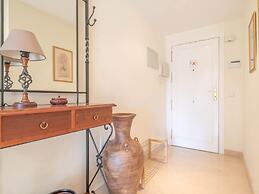 Premium Apartment in Benahavis With Balcony