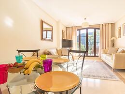 Premium Apartment in Benahavis With Balcony