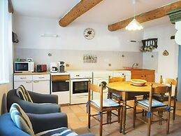 Sunny Provence Home With Terrace