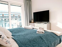 Apartment mit Blick auf den Fluss, Pool, Sauna