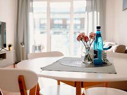 Apartment mit Blick auf den Fluss, Pool, Sauna