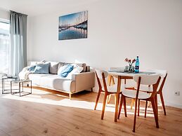 Apartment mit Blick auf den Fluss, Pool, Sauna