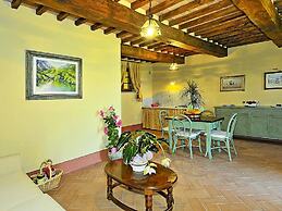 Estate in Monte Serra With Panoramic Views