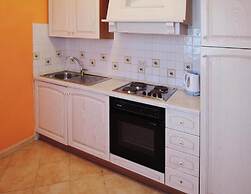 Apartment in Vinci With Pool & Wellness