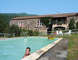 Rural Pool Retreat in the Hills
