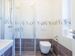 Exklusiv Eingerichtetes Ferienhaus in Strandnahe