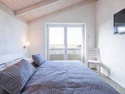 Exklusiv Eingerichtetes Ferienhaus in Strandnahe