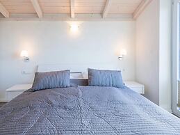 Exklusiv Eingerichtetes Ferienhaus in Strandnahe