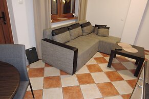 Kolczewo Cottage With BBQ & Garden