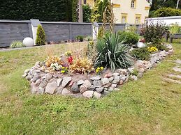 Kolczewo Cottage With BBQ & Garden