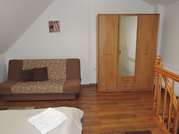 Kolczewo Cottage With BBQ & Garden