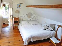 Holiday Home Near Alabaster Coast Beaches