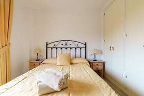 Apartment With Communal Pool in Mijas