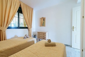 Apartment With Communal Pool in Mijas