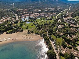 Stay in Porto Cervo With Garden Setting