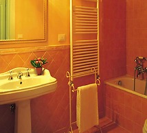 Apartment in Tuscany With Pool & Golf
